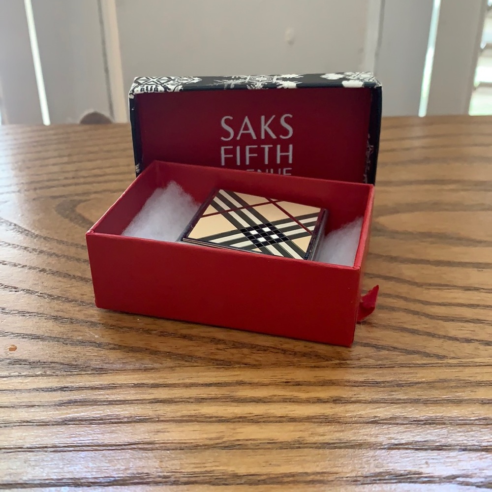 Burberry Pill Box Nova Plaid